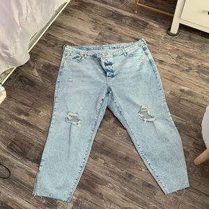 Old Navy boyfriend jeans size 24
